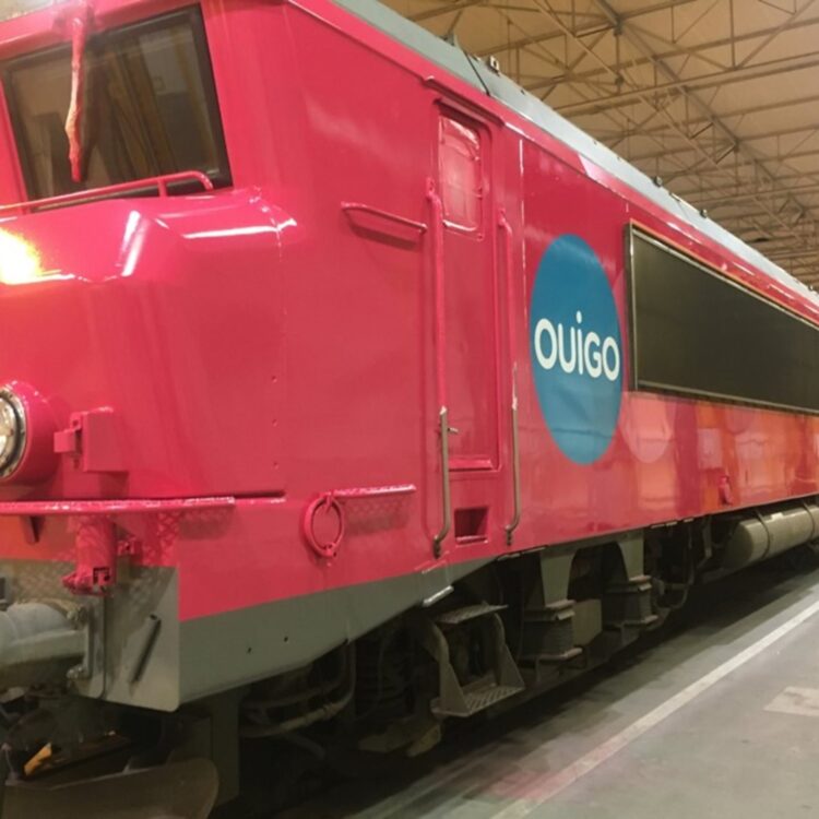 Ouigo OSLO - adhésifs Hexis, impression et pose DecoAder